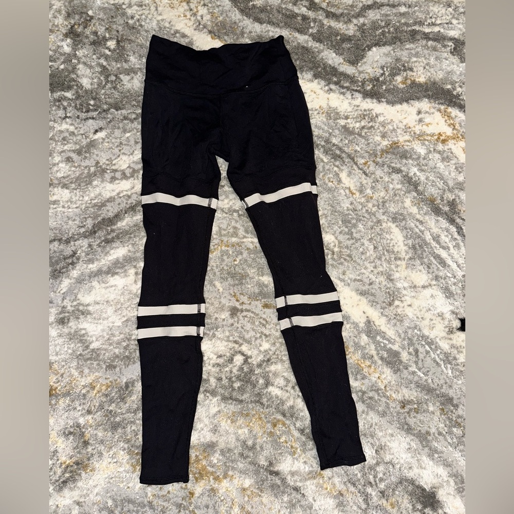Alo Yoga Black Leggings with White Stripes and Ribbed Panels 28’’